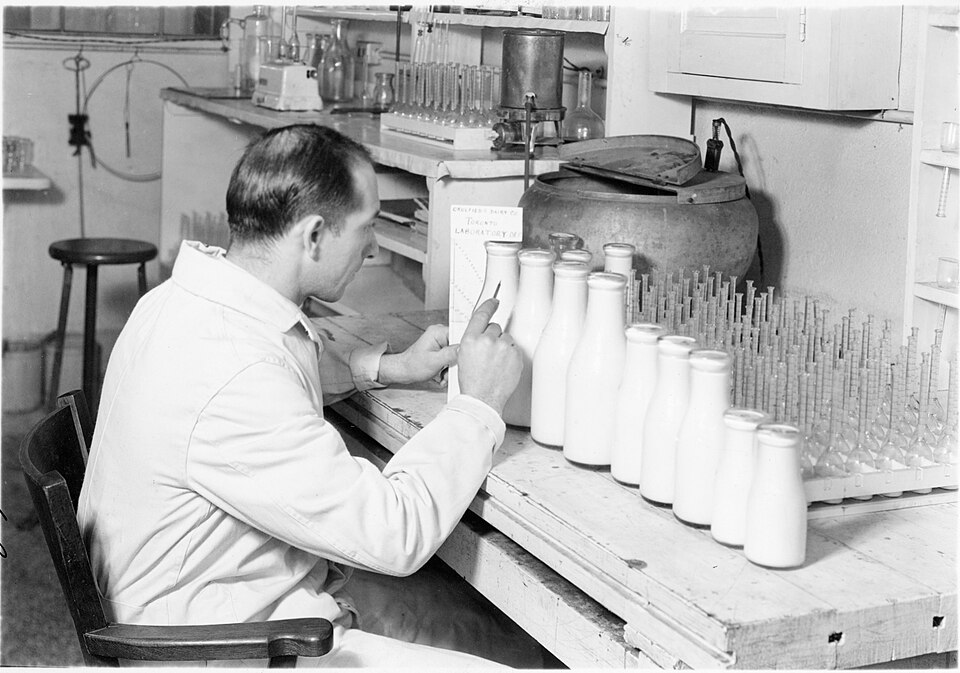 Analyse du lait pour mesurer sa ligne de crème en Ontario